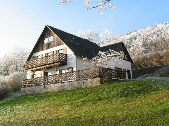 Nice Holiday Home Near Ski Area Medebach Εξωτερικό φωτογραφία